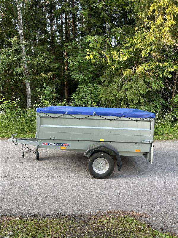 Varehenger 750 kg med høye karmer